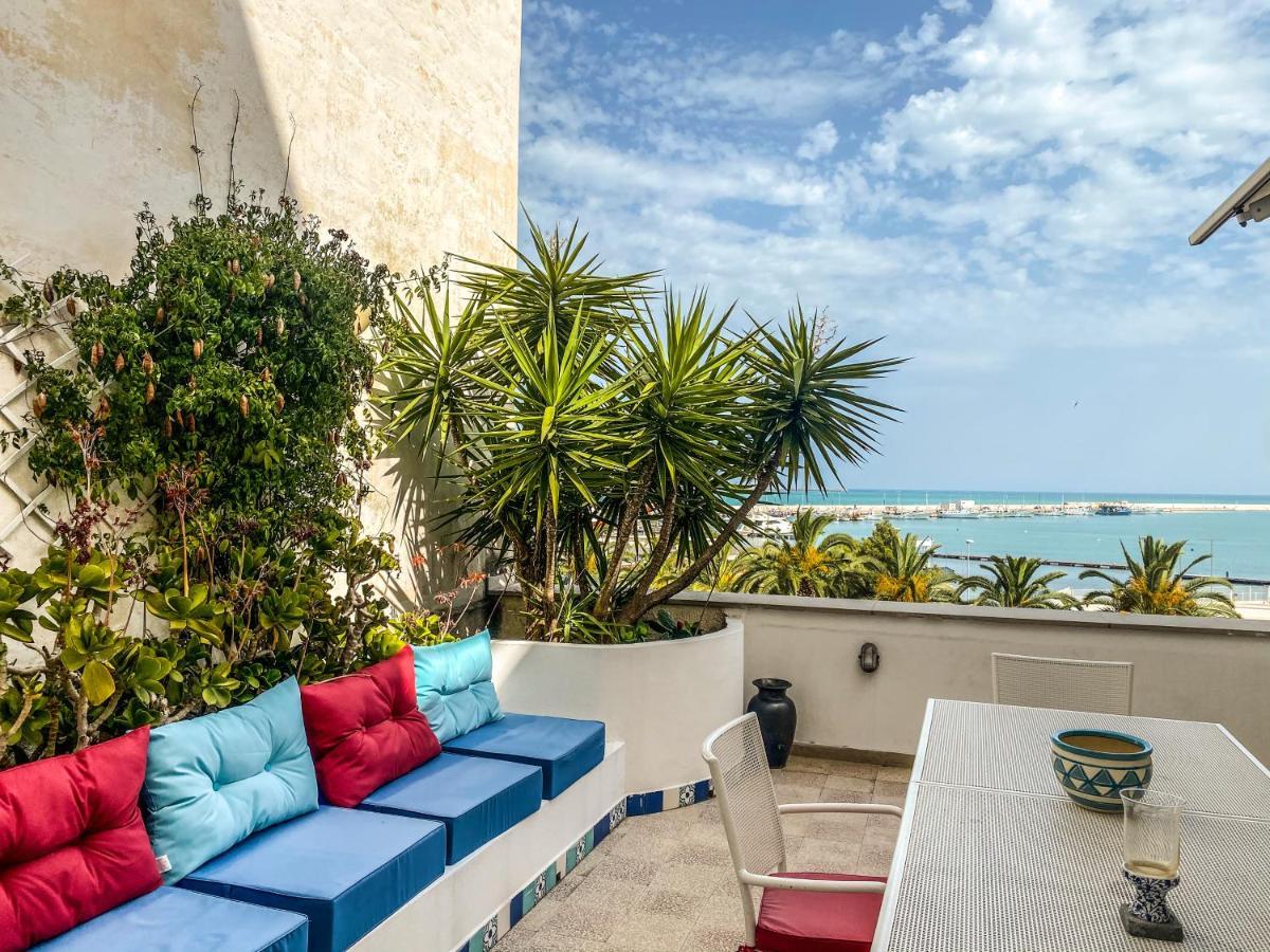 Terrazza Diomede- Manfredi Homes & Villas マンフレドーニア エクステリア 写真