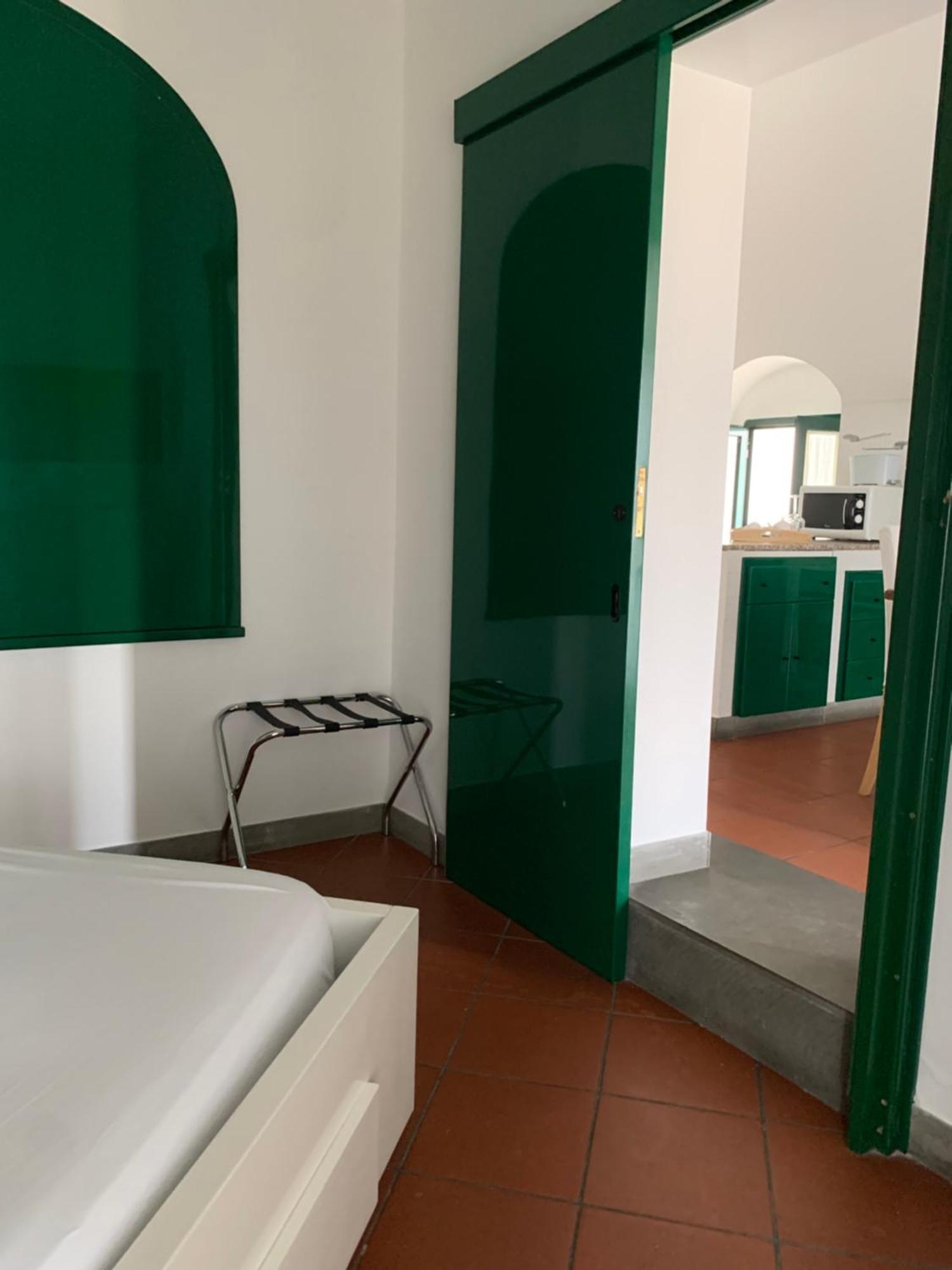 Terrazza Diomede- Manfredi Homes & Villas マンフレドーニア エクステリア 写真