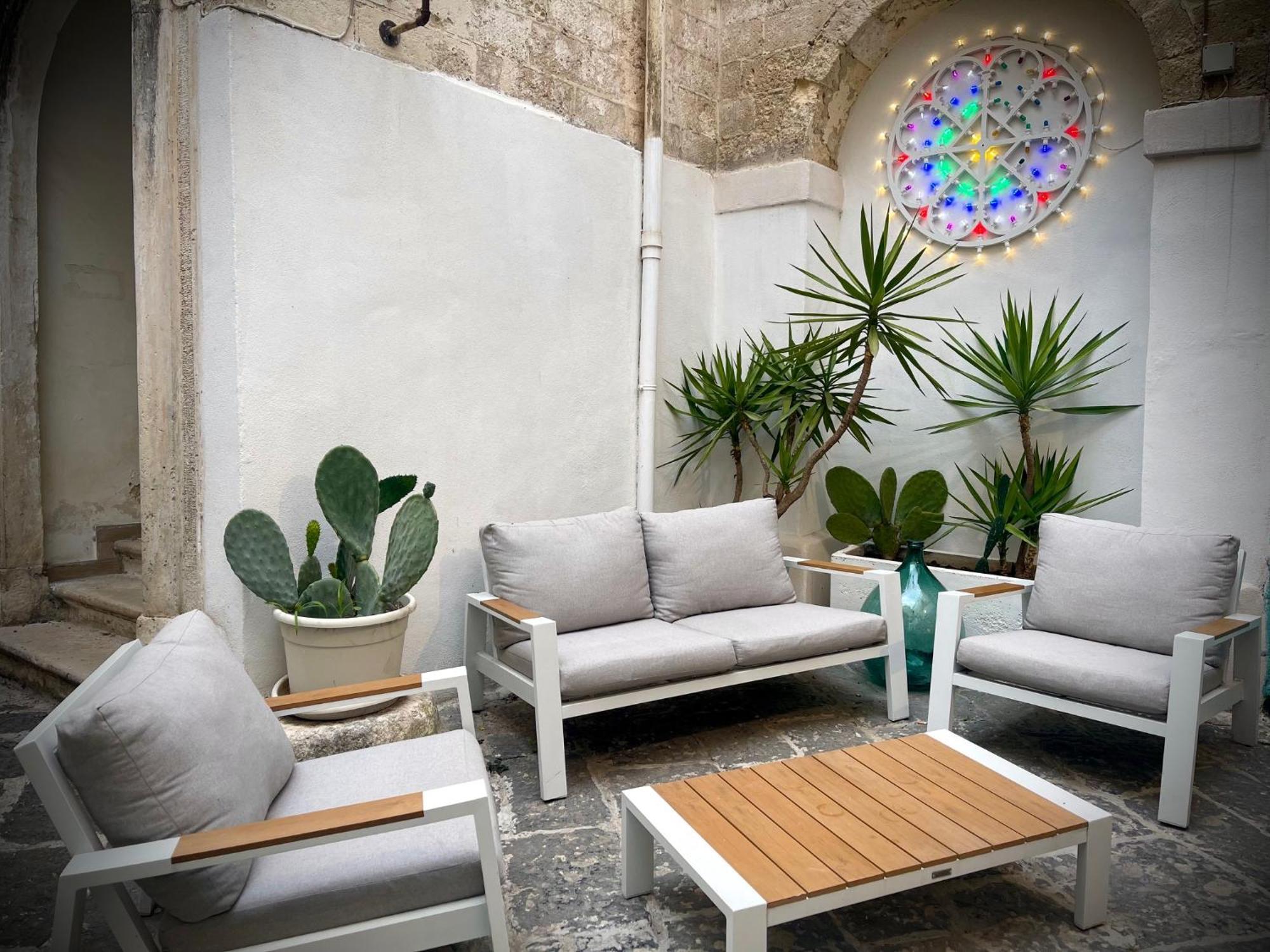Terrazza Diomede- Manfredi Homes & Villas マンフレドーニア エクステリア 写真